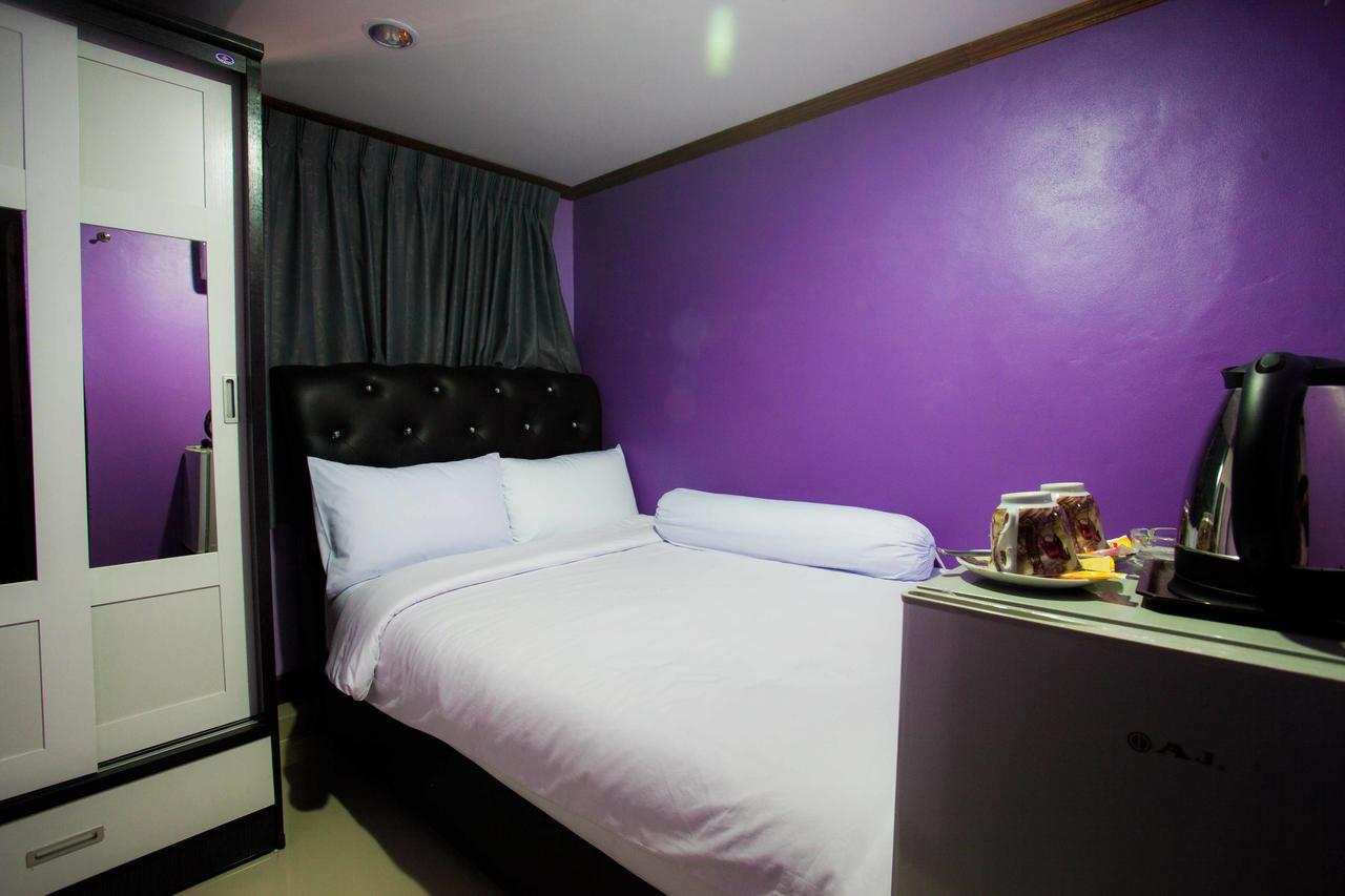 Grand Omari Hotel Банкок Екстериор снимка